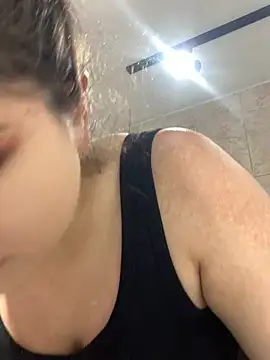 Violette Blake  online show from March 23, 1:50 pm