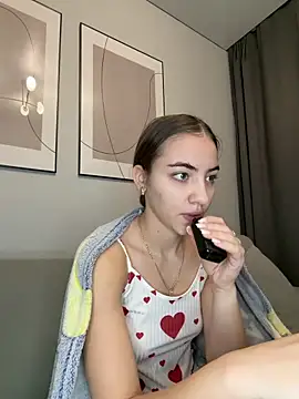  Patricia P online show from February 15, 5:54 am