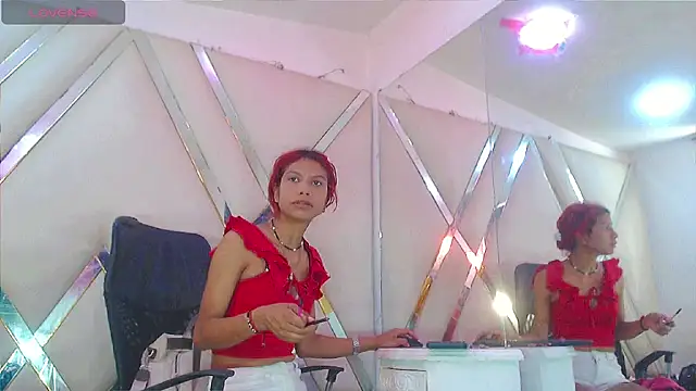 TifannyAmateur online show from February 14, 7:16 pm