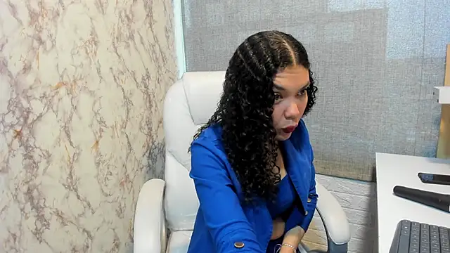 candice johnss online show from February 12, 1:13 pm