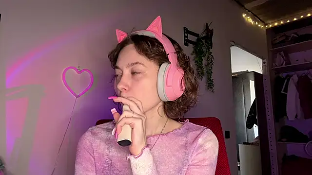 SlunkRear online show from April 8, 10:23 pm