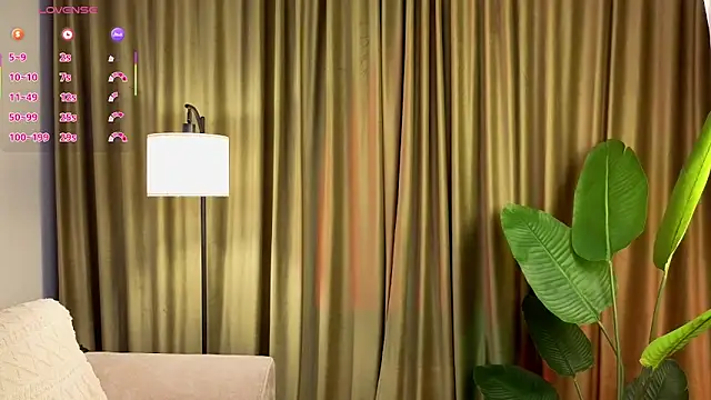 honey kors online show from February 22, 4:08 pm