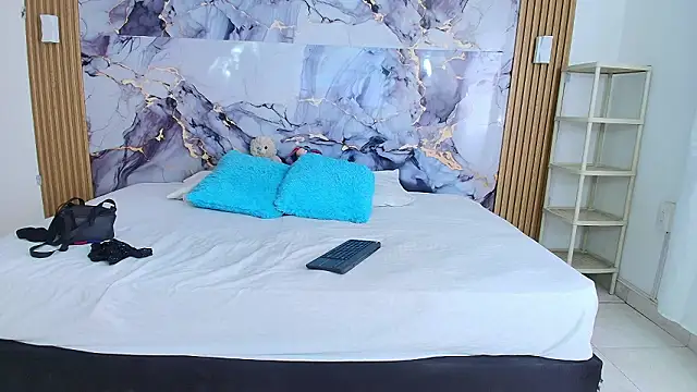 aixa 06 online show from March 27, 6:41 pm