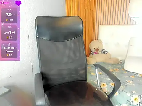 Jhoselinee online show from February 23, 7:46 pm