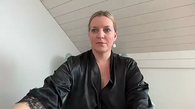 Busenwunder1280 online show from March 18, 12:21 pm