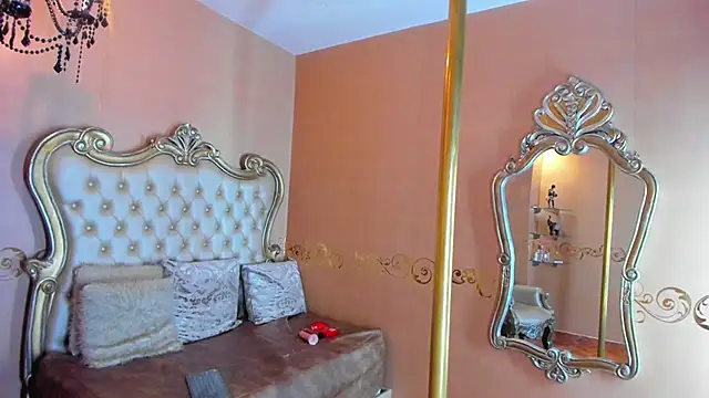 Kim Tessa online show from February 17, 7:46 pm