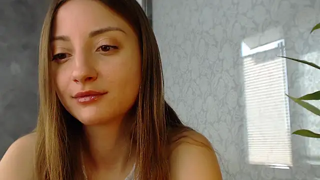 PearlMe online show from March 9, 9:01 am