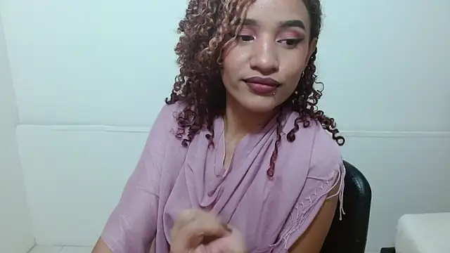 Alice Grinnerk online show from February 16, 1:55 pm