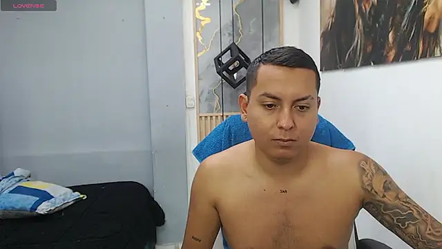 vanessa f online show from March 18, 7:19 pm