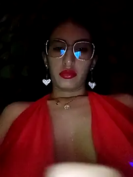 Esperanza  hot online show from April 24, 7:00 am