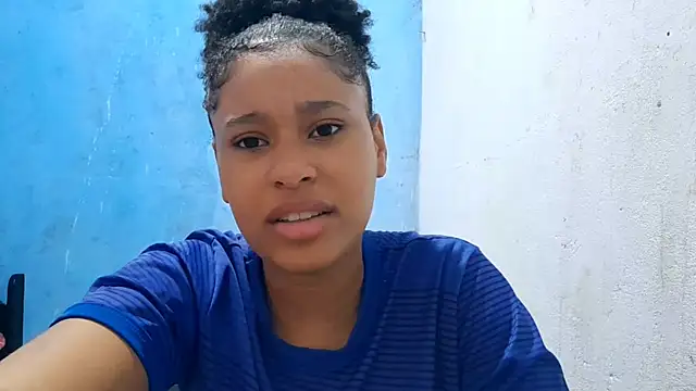 MadelynStamant online show from April 21, 12:23 pm