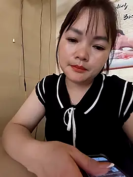 lethi0099 online show from March 27, 7:43 am