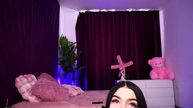 SashaLorrenz online show from April 23, 12:29 pm