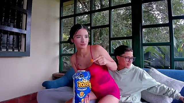 Ale cuzz online show from April 13, 4:41 pm