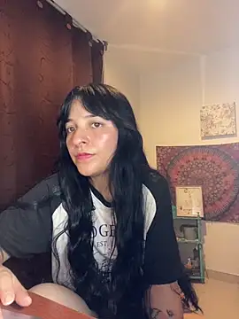 Abril Thompson221 online show from May 16, 1:30 am