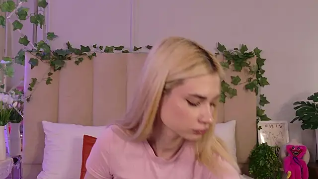 JadenLove  online show from June 29, 6:07 pm