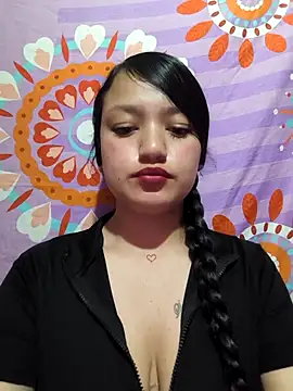 Bloom Dahlia online show from February 16, 3:17 am