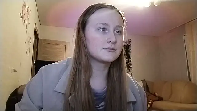 AnikaLipps online show from April 8, 10:45 pm