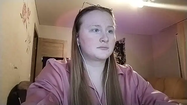 AnikaLipps online show from April 2, 10:07 pm