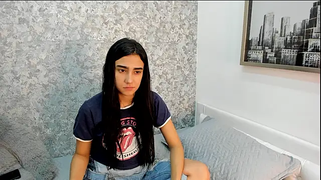 Anika H online show from March 22, 12:22 pm