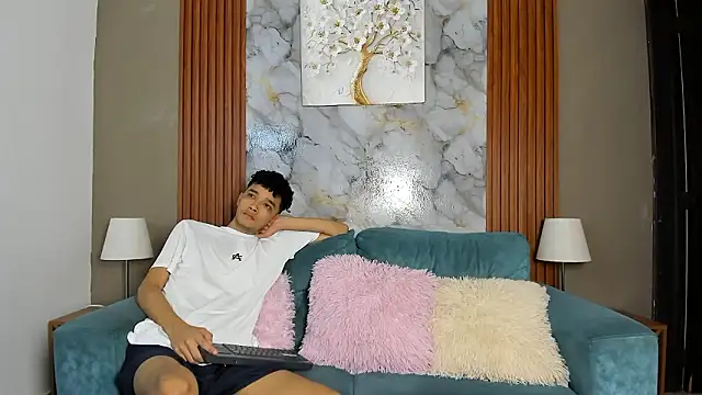 YOUNG BOYS HELL online show from March 18, 1:21 am