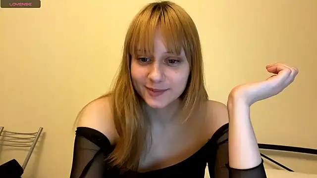 TriciaHartery online show from March 1, 7:13 pm