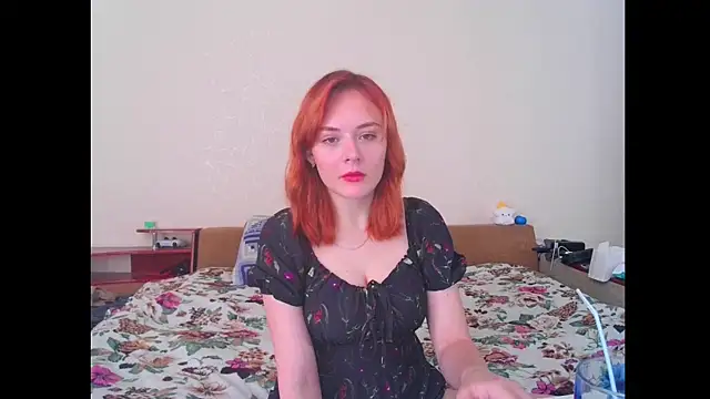 Little fox404 online show from June 24, 7:18 am