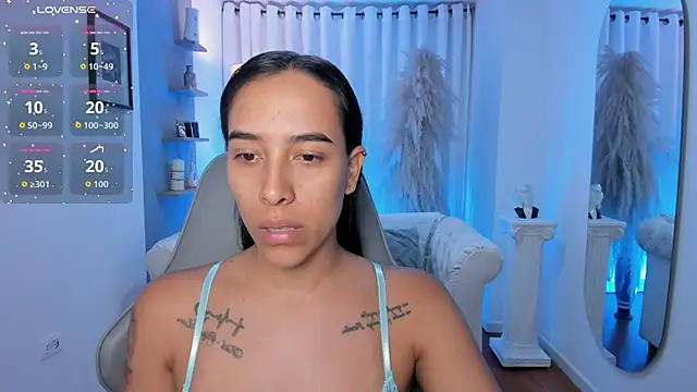 saori katsumi  online show from April 15, 11:44 am