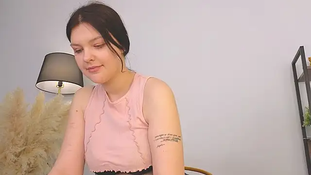 DeliaEffy online show from February 21, 9:48 pm