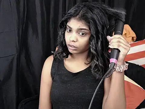 indianicon23 online show from April 9, 6:19 am