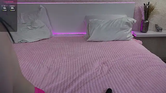 Kellris online show from March 9, 4:21 pm