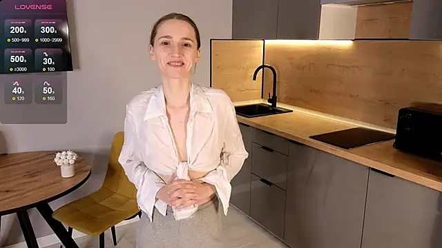 AshleyyJones online show from April 30, 6:02 pm