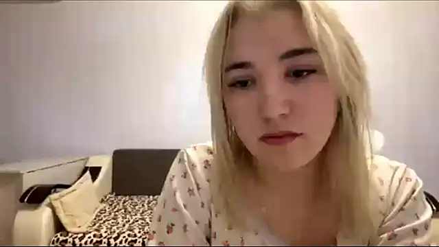 MerryVideo online show from March 27, 4:51 pm