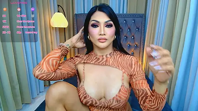 Laureen Hilton online show from March 6, 11:49 am