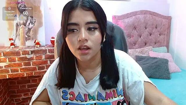 mila quin online show from March 19, 8:13 pm