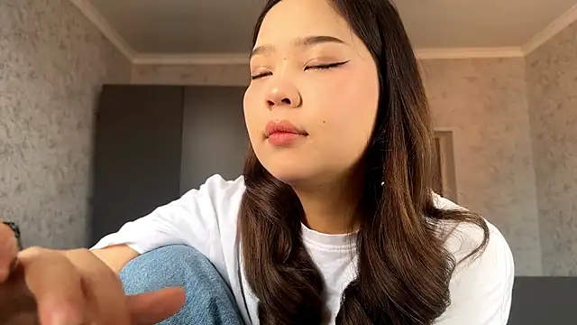 RegenaLandauer online show from March 2, 6:47 am