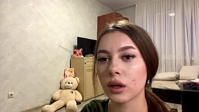 StephaniCute online show from April 15, 3:45 pm