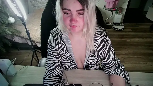 SlankyMic online show from February 24, 12:48 pm