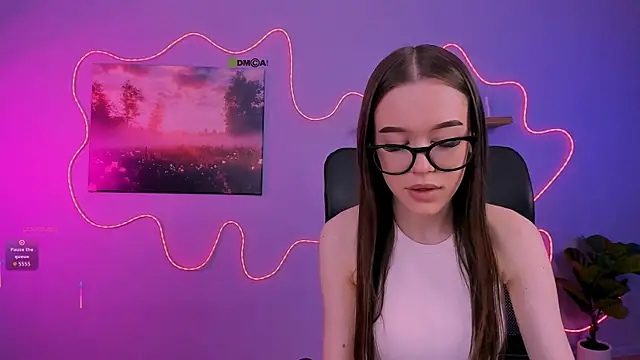 olivia rage online show from April 18, 10:07 am