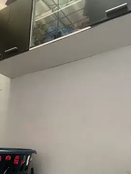 karla-hank online show from February 18, 11:53 am