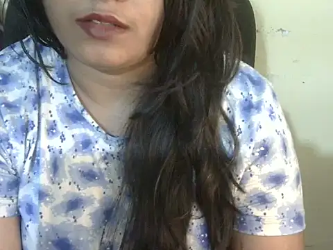 Aniya Hazel online show from March 5, 10:27 pm