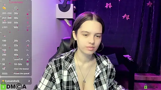 TanaMoonly online show from February 21, 1:56 pm