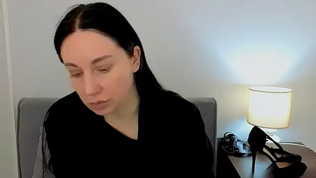 MiaFair online show from March 17, 4:22 pm