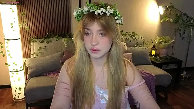 linaloon online show from April 24, 6:38 am