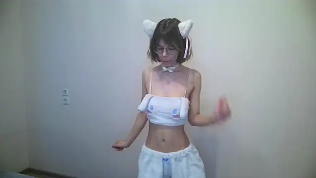 Kate Mooss online show from March 2, 1:29 pm