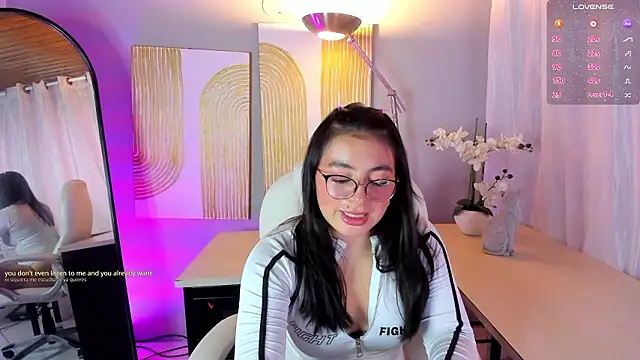 mia wills  online show from March 16, 4:44 pm