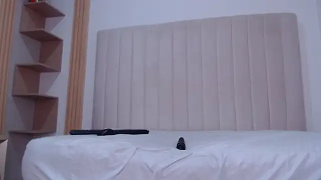 sirena fuego online show from April 14, 2:06 pm