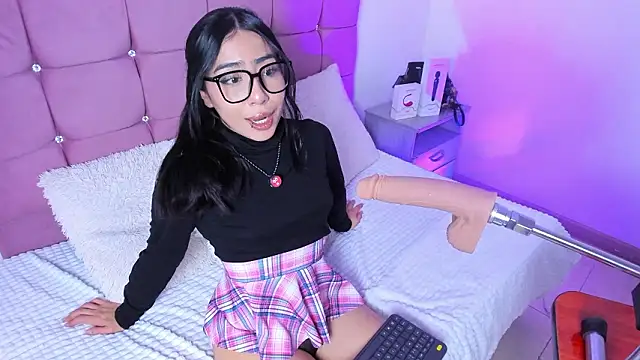 Valecute  online show from March 13, 8:21 pm