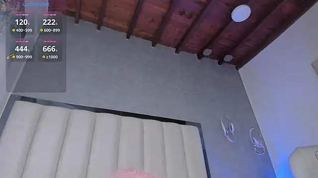 Ambarr Moon  online show from March 28, 8:08 pm