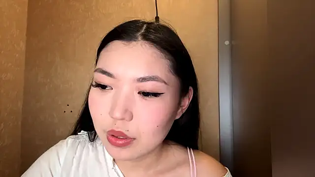 MeiMoon online show from March 7, 11:39 am